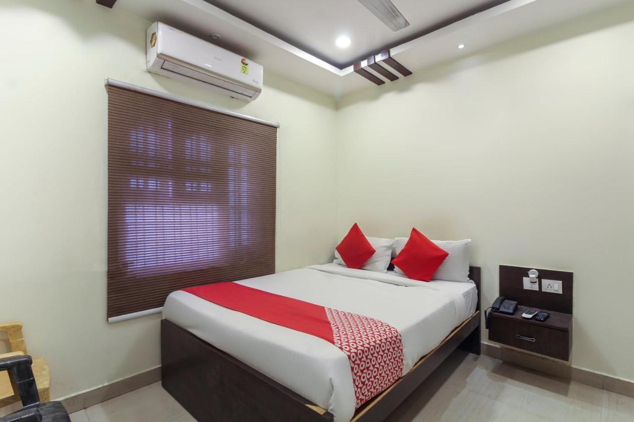 Hotel O Sri Harsha Residency Near Jntu Metro Хайдарабад Экстерьер фото