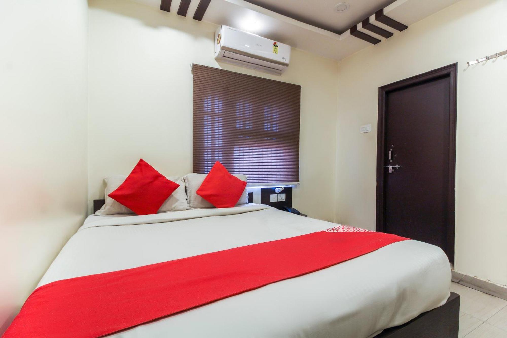 Hotel O Sri Harsha Residency Near Jntu Metro Хайдарабад Экстерьер фото