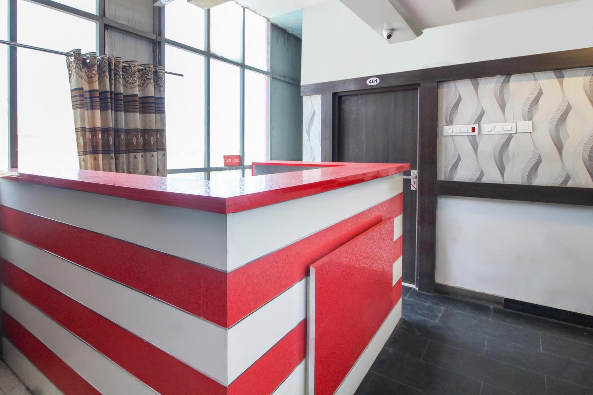 Hotel O Sri Harsha Residency Near Jntu Metro Хайдарабад Экстерьер фото